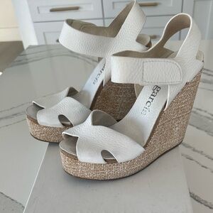 Pedro Garcia, white wedge size 38.5 great condition